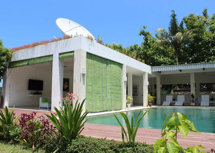 Villa Putih Lovina